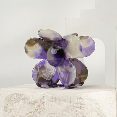 French-style acetate flower hair clip for the back of the head, a unique and elegant style