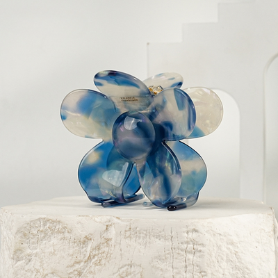 French-style acetate flower hair clip for the back of the head, a unique and elegant style