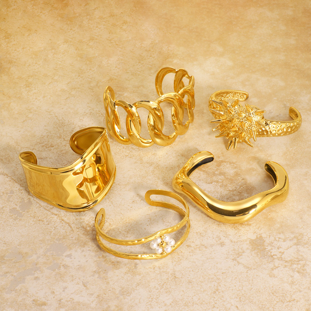 18k Gold-Plated Stainless Steel Bracelet3