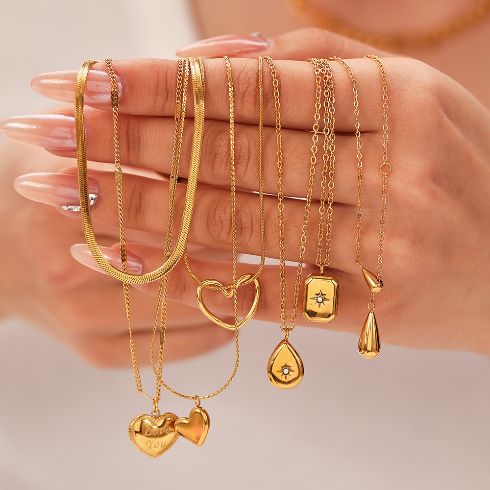 18k Gold-Plated Stainless Steel Necklace2